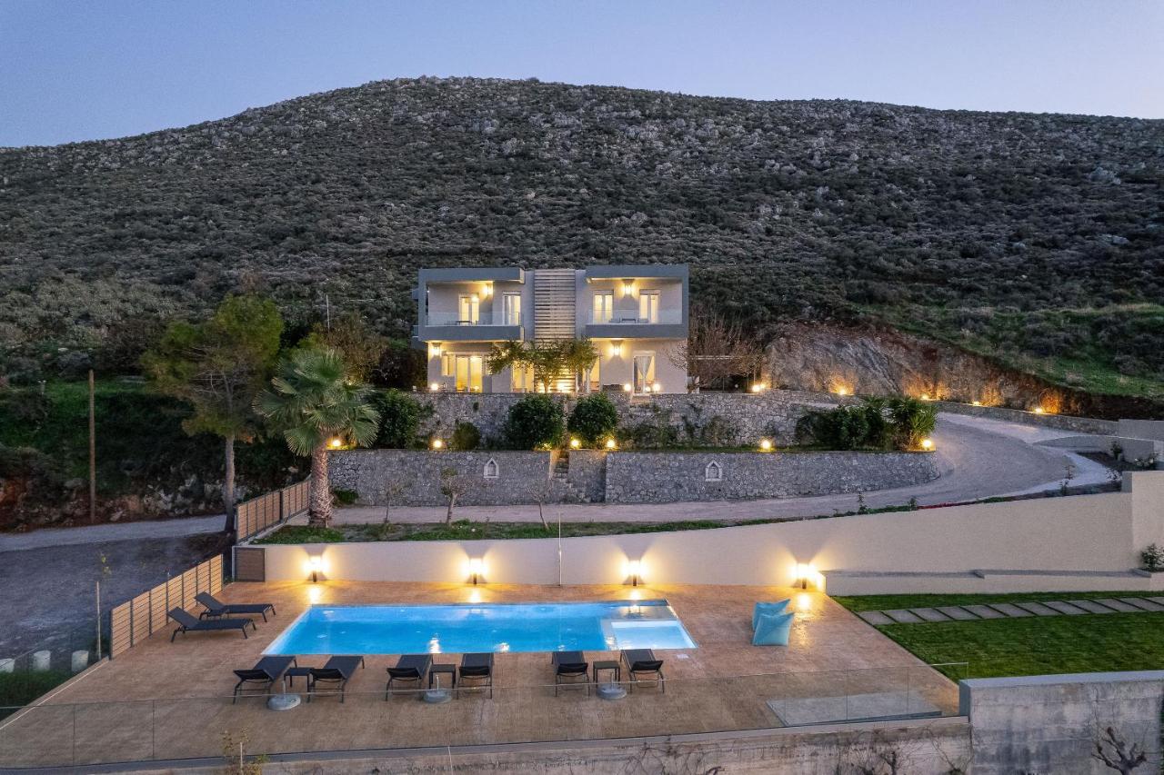 Aparthotel Pietra Di Mare Petres  Esterno foto