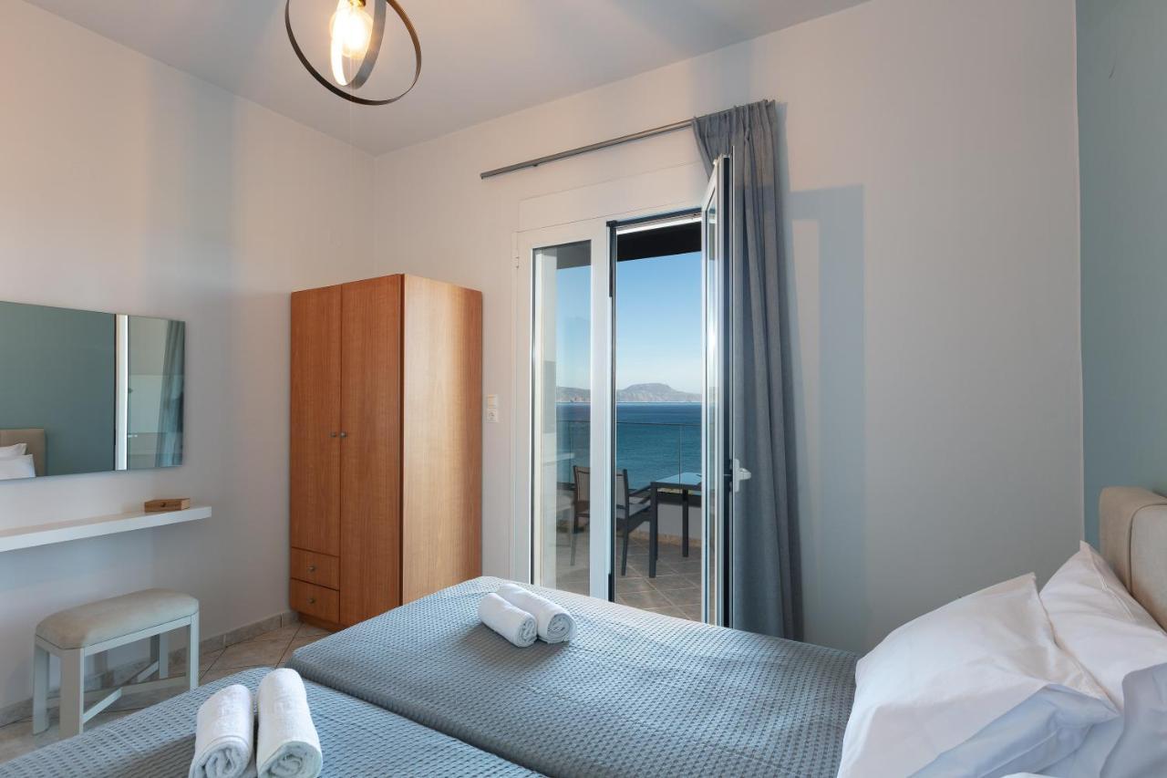 Aparthotel Pietra Di Mare Petres  Esterno foto