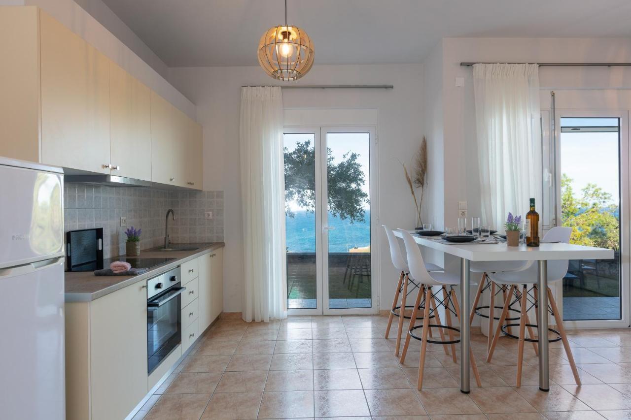 Aparthotel Pietra Di Mare Petres  Esterno foto