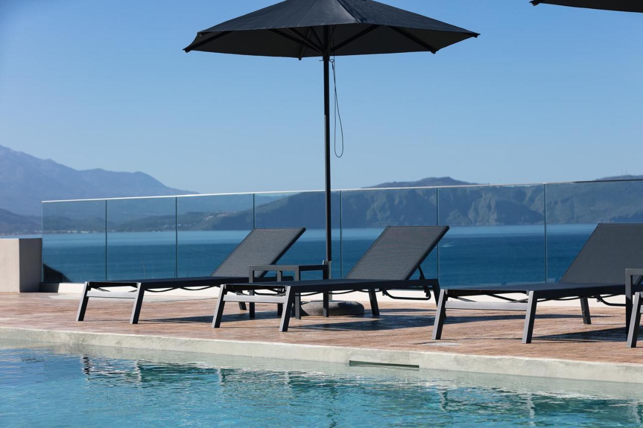 Aparthotel Pietra Di Mare Petres  Esterno foto