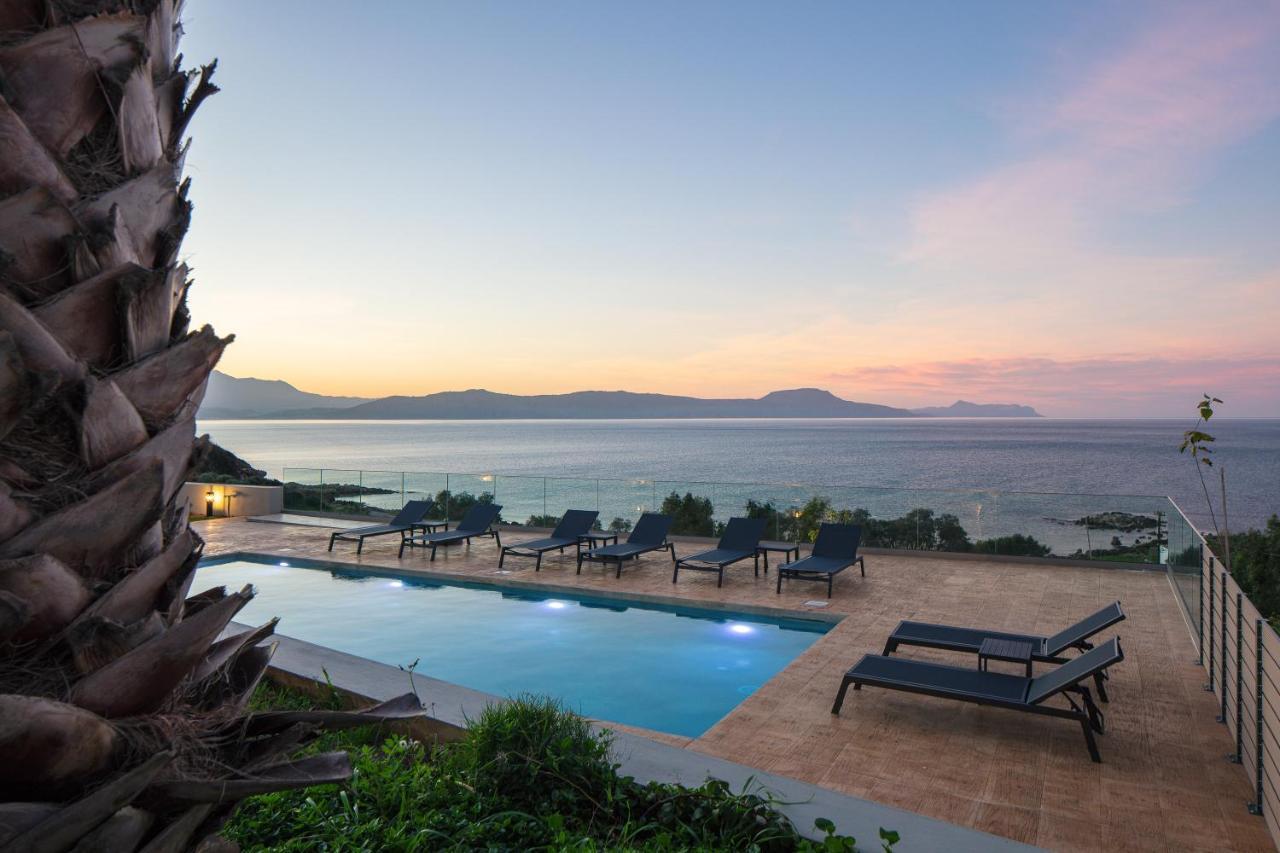 Aparthotel Pietra Di Mare Petres  Esterno foto